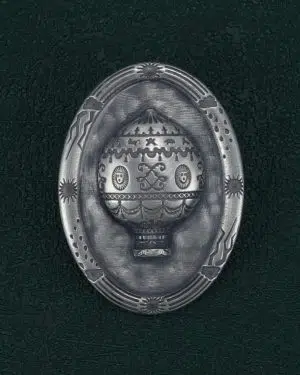 Broche esprit aérostat ancien Louis XVI dans son cadre ovale à motifs de ciel en argent massif fait en France vue de face | Res Mirum