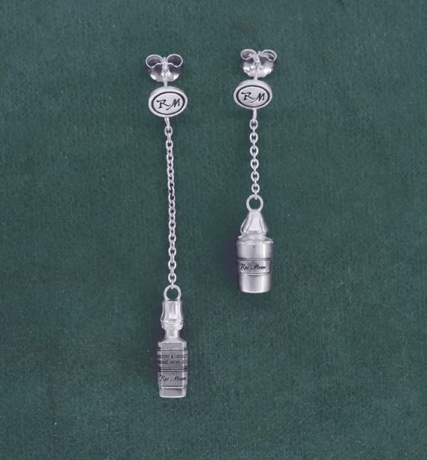 Boucles d'oreilles mini flacons d'apothicaire asymétriques, en argent massif fabriquées en France | Res Mirum