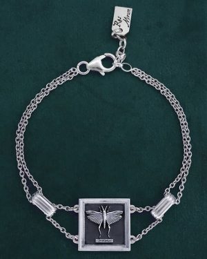 Bracelet à motifs de cadre carré avec un criquet ou sauterelle représenté en argent 925 made in France | Res Mirum